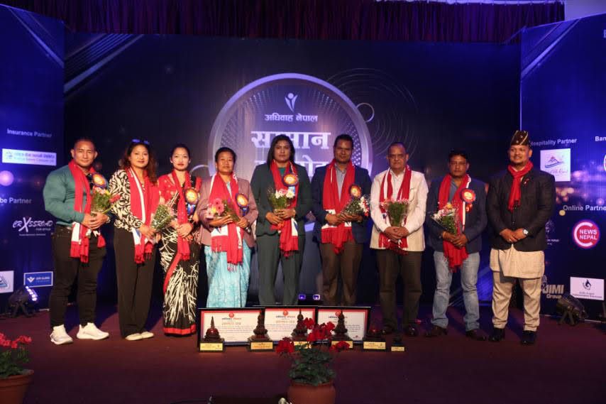 ‘बडिबिल्डर’ खेलाडी सम्मानित       
